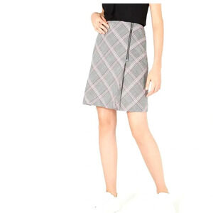 Bar III Zipper Detail Plaid Skirt Black Red Size 4 Lined Classic School girl